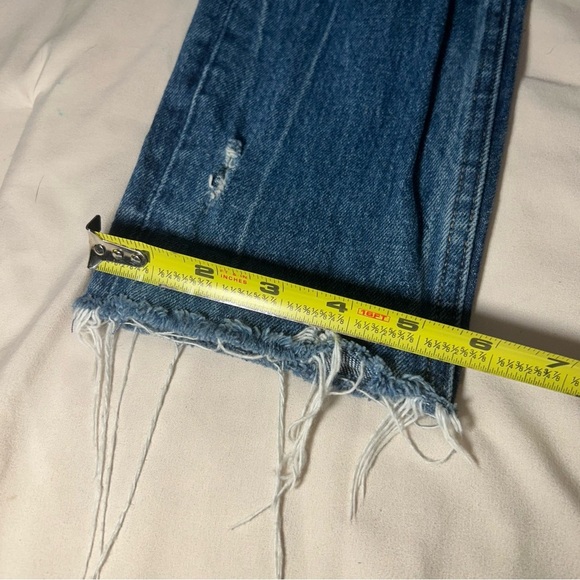 Abercrombie & Fitch High Rise Mom Jeans Women’s 23 Distressed Blue Denim - Picture 14 of 16